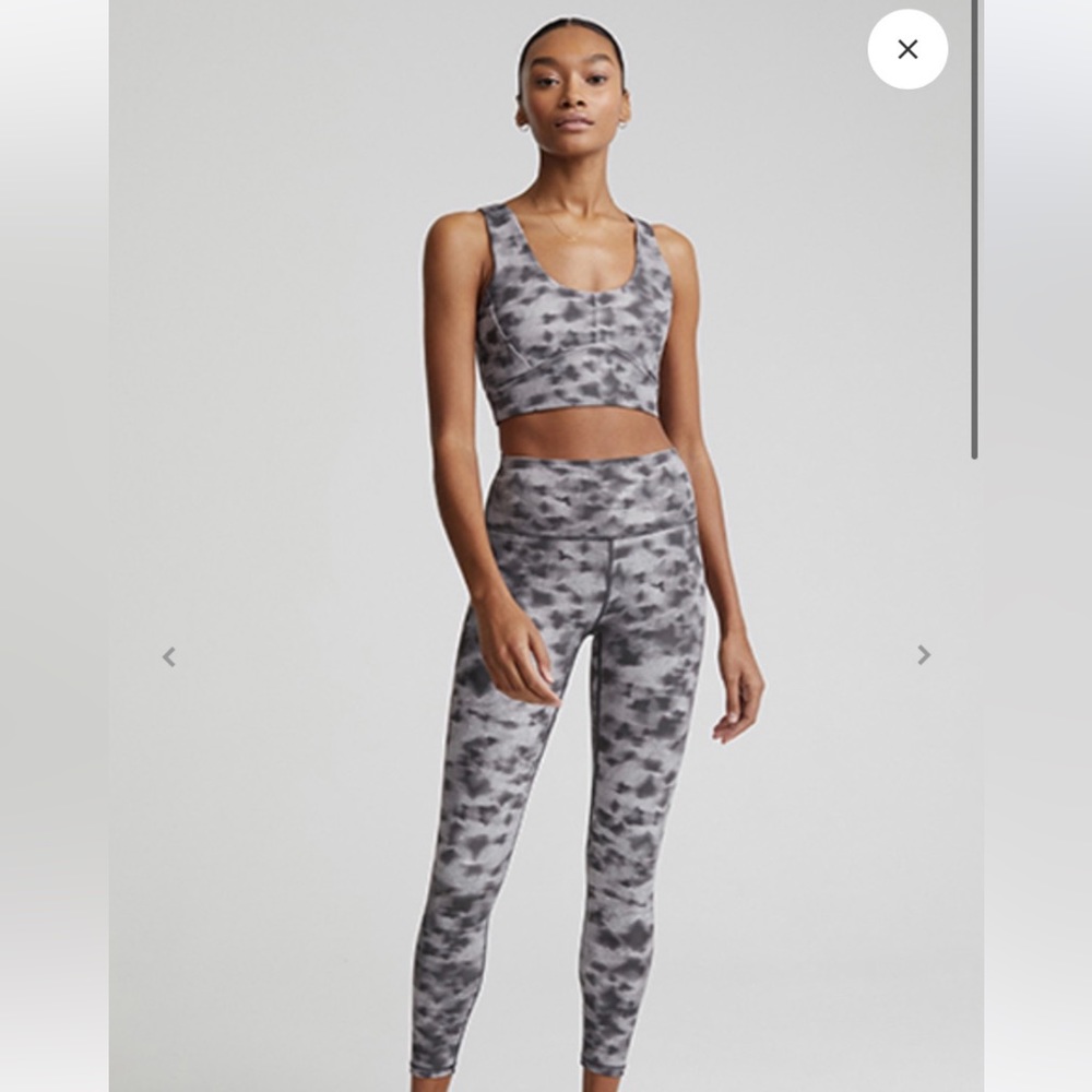 COPY - Carbon38 Varley workout set